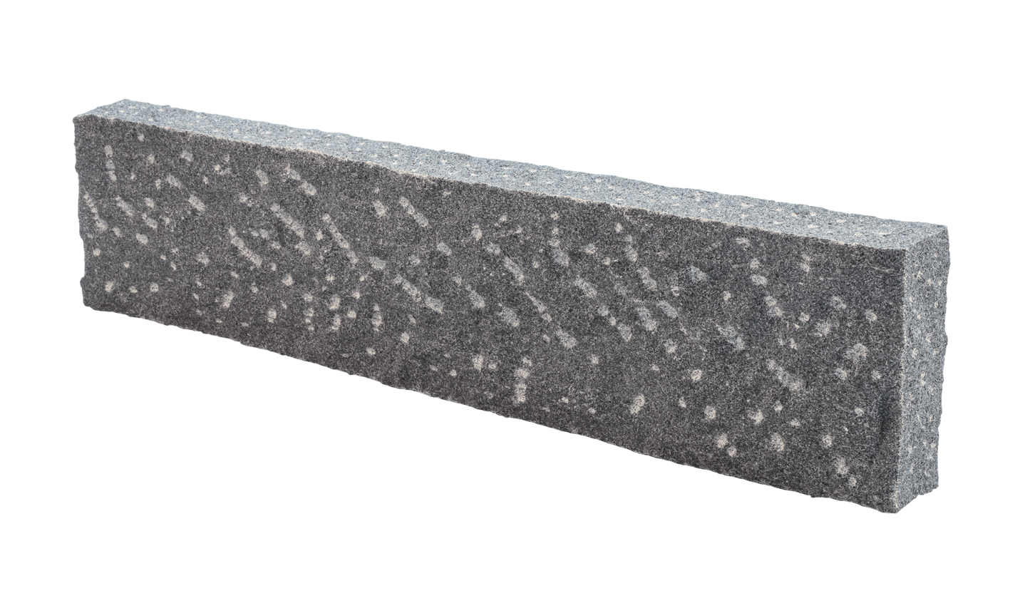 Granit Stele / Rasenbord Tahiti Blue Classic gespitzt