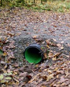 Aquatub-Rw Regenwasserkanalrohr SN8 in Verbundbauweise, mit angeformter Verbindungsmuffe, außen gewellt, innen glatt
